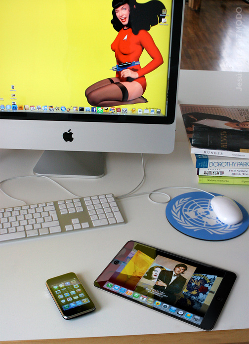 504x_apple-tablet-desktop_02